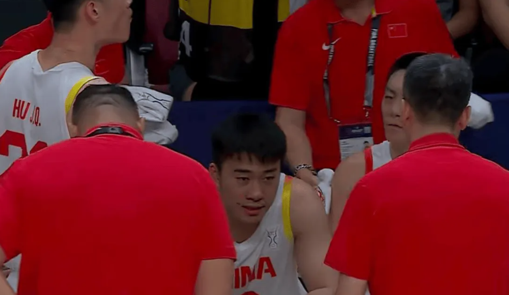 守各个都可, 根本不敢放, 靠这两个人