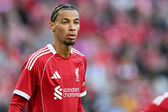 次收到资金, 降低要价, 球队知道他