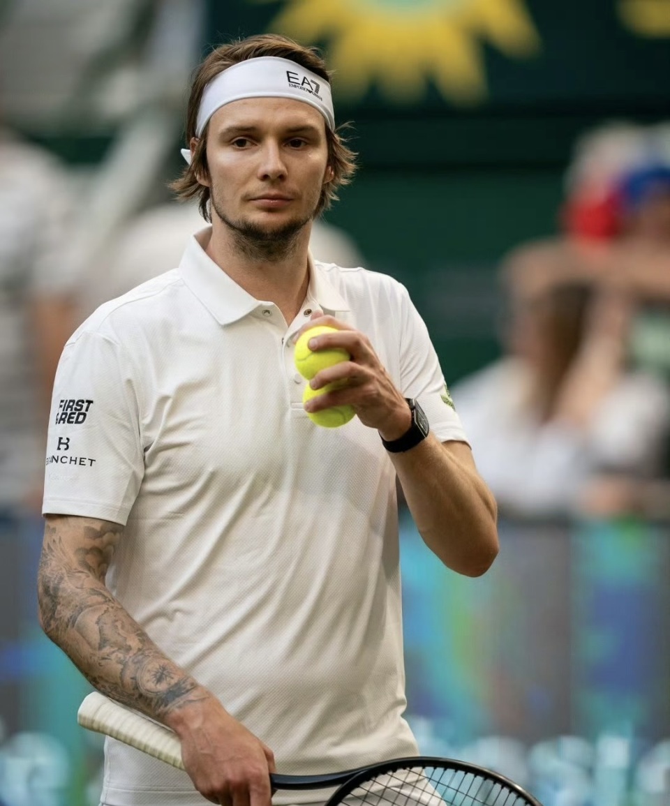 nbTRW, 赛事夺得冠, 美两站大师