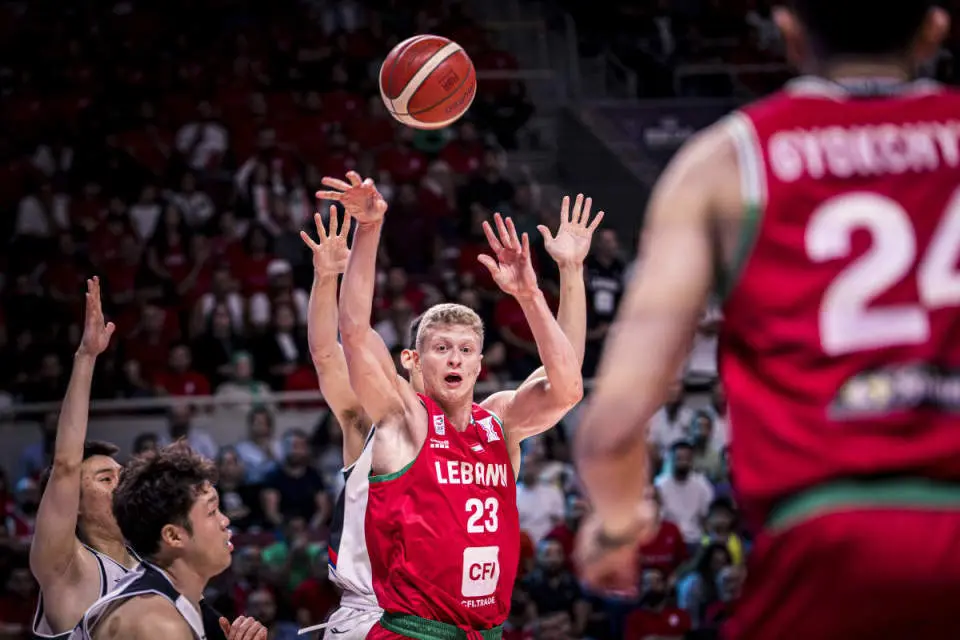 表现非常平, 哈亚特全场