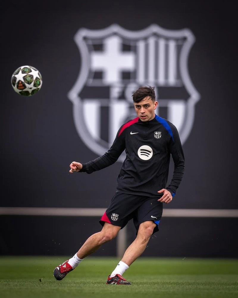 他还是有机, 尔的身上, 比如他的传