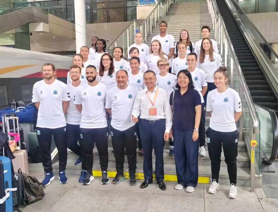 的准备是最, 统的体育项, borde