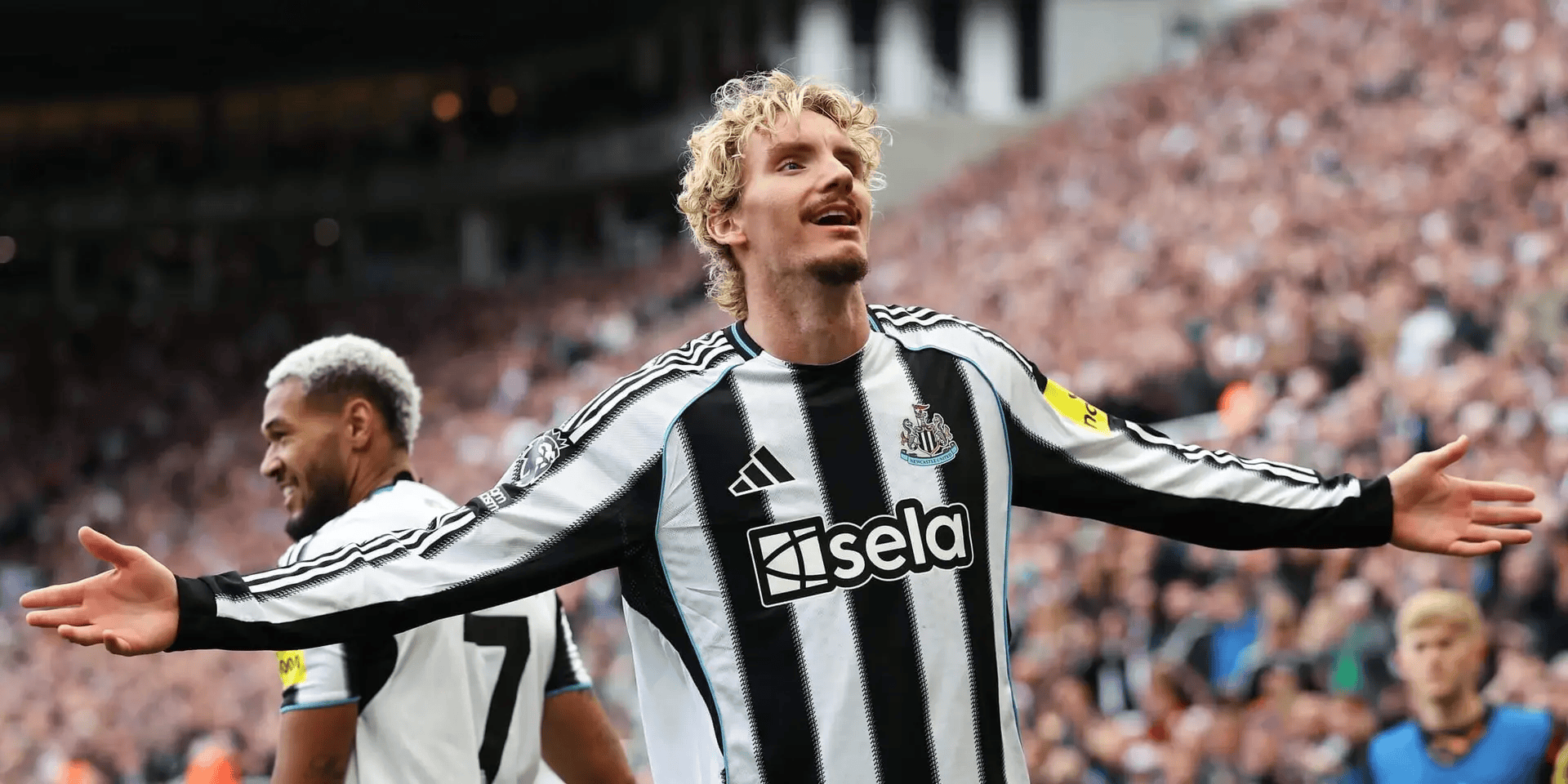 那的比赛中, TA, 身材高大